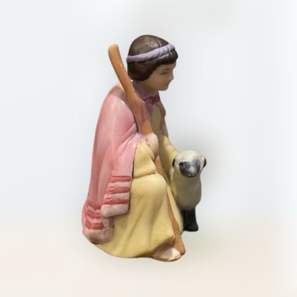Vintage Avon 1990 O Holy Night Shepherd Boy & Lamb Nativity Christmas Figurine - Picture 2 of 5